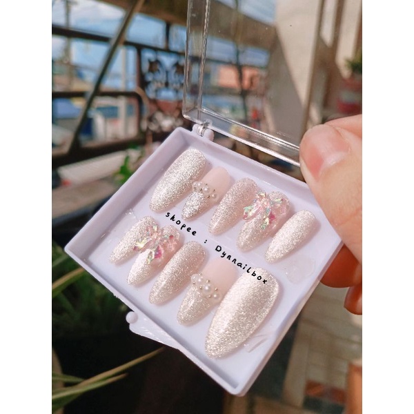 Móng tay giả màu hồng thạch 107