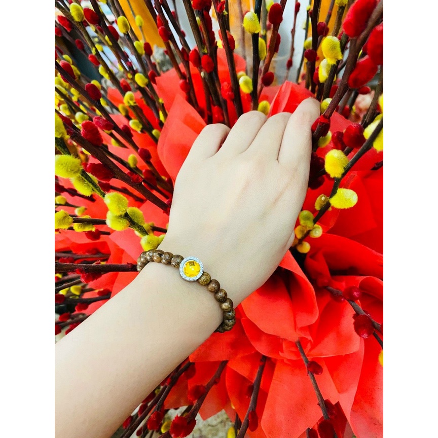 Vòng tay trầm hương đính đá phong thủy  giá xưởng