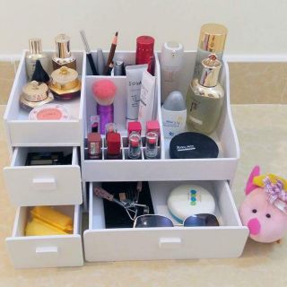 (TẶNG 1 LỌ ĐỰNG BÚT) Kệ mỹ phẩm Max 35cm