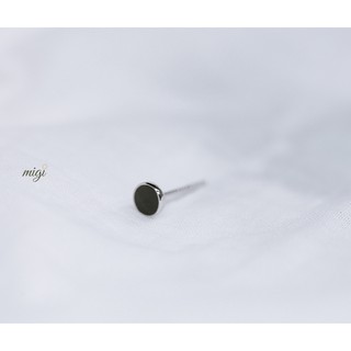 Khuyên tai bạc nụ đá đen