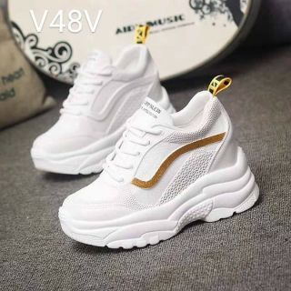 Giày thể thao nữ độn đế êm