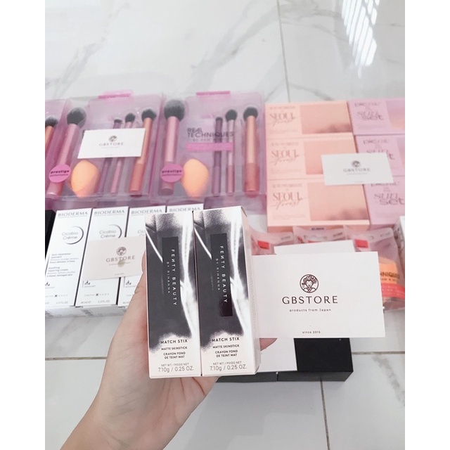 ( Hàng nhập chuẩn Air ) FENTY BEAUTY MATCH STIX MATTE SKINSTICK #Amber
