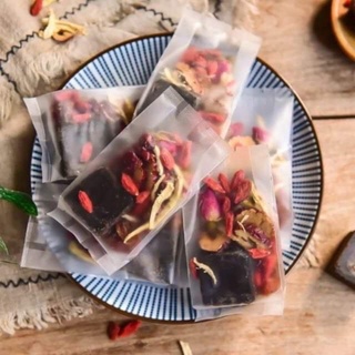 TRÀ GỪNG  ĐƯỜNG NÂU (mix . hoa Hồng , gừng .đường  nâu, táo đỏ , kỷ tử, nho khô)