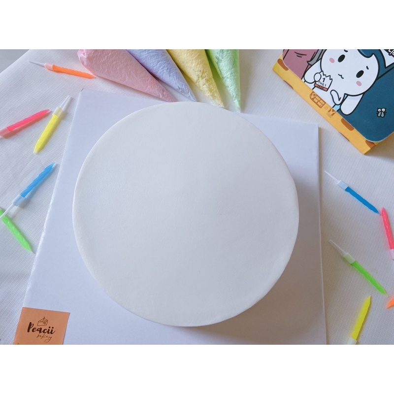 Set bánh kem sinh nhật tự trang trí (chà trơn nền bánh + các bịch màu kèm theo)