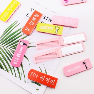 LƯỢC KÈM GƯƠNG MINI BỎ TÚI BTS BLACKPINK EXO SEVENTEEN GOT7