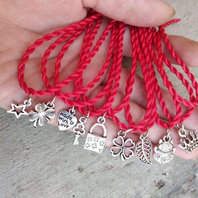 Vòng tay may mắn mix mặt xinh xắn | BigBuy360 - bigbuy360.vn