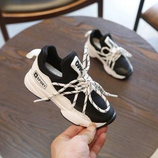 GIÀY THỂ THAO ULZZANG CHO BÉ