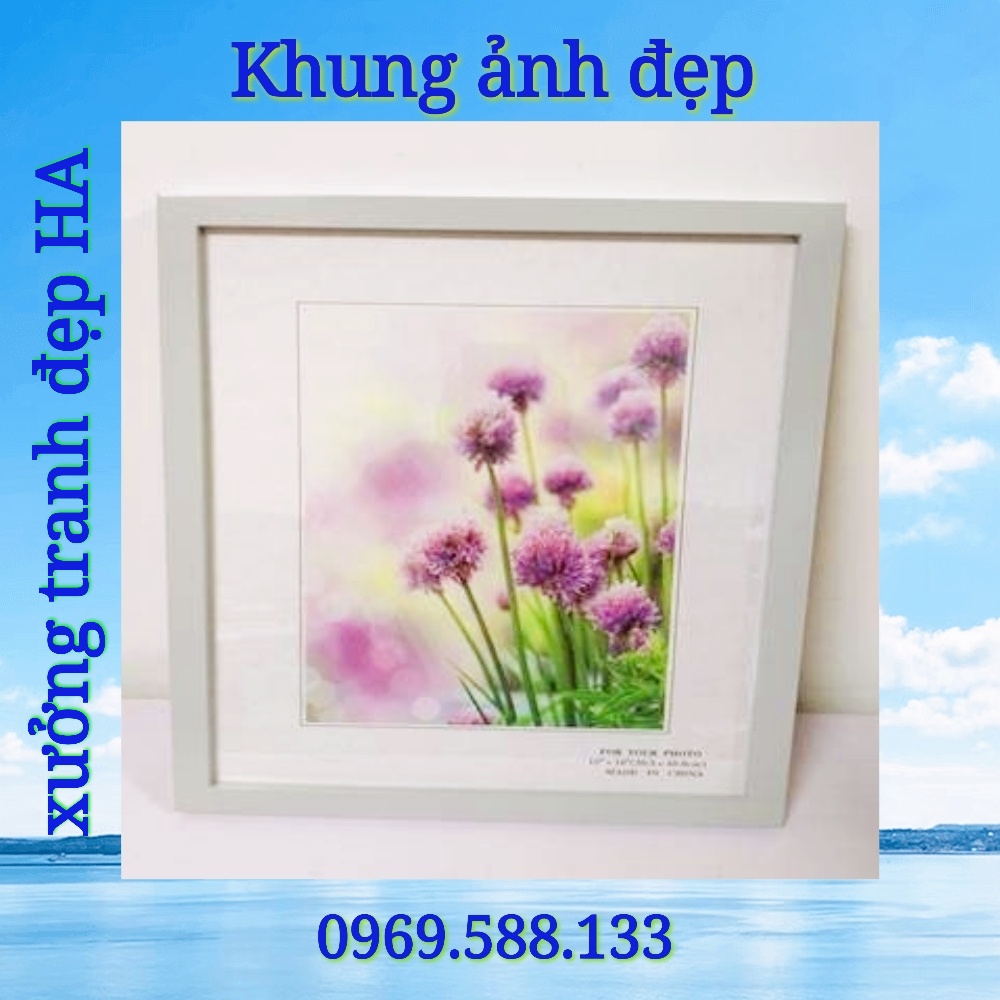 Khung ảnh vuông cỡ 40x40, tặng kèm móc và đinh treo tường