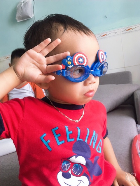 Kính bơi cho bé kèm hộp BabySunny shop