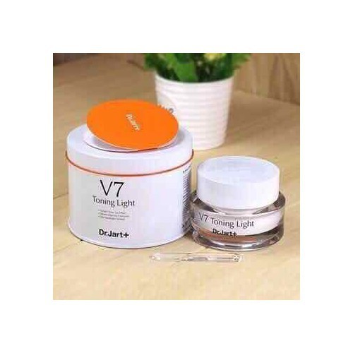 KEM V7 Toning Light HÀN QUỐC