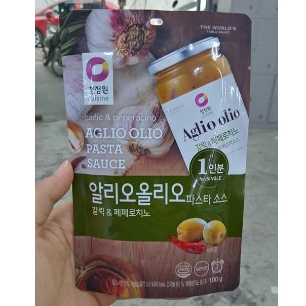 Sốt mì ý spaghetti hàn quốc vị tỏi ớt ngâm oliu 100g - 알리오 올리오 파스타 소스