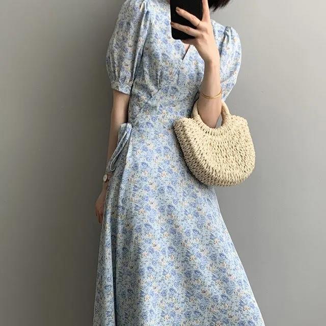 Đầm Chữ A Cổ Chữ V In Họa Tiết Hoa Nhỏ Phong Cách Pháp Thời Trang Mùa Hè Mới Cho Nữ