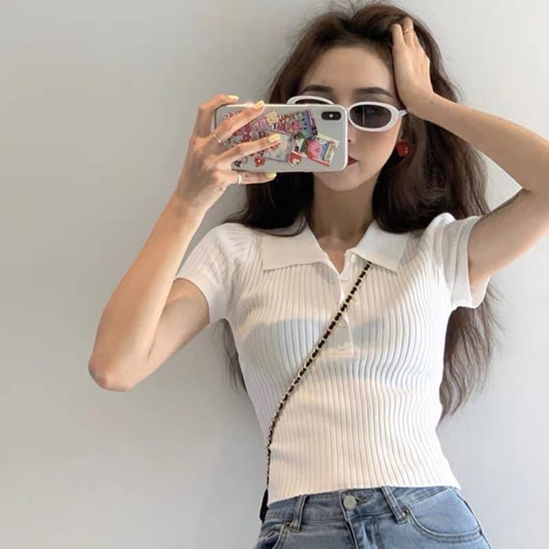 Áo thun nữ cổ áo polo trắng