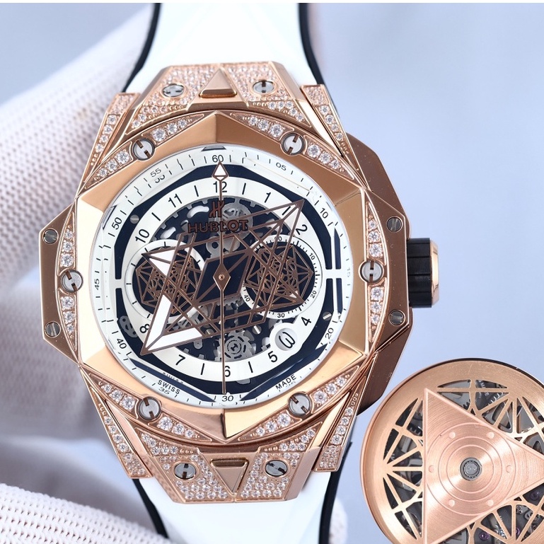 Hublot Đồng hồ nam Hublot Big Bang Sang Bleu II mới Đường kính chuyển động cơ học tự động 45mm