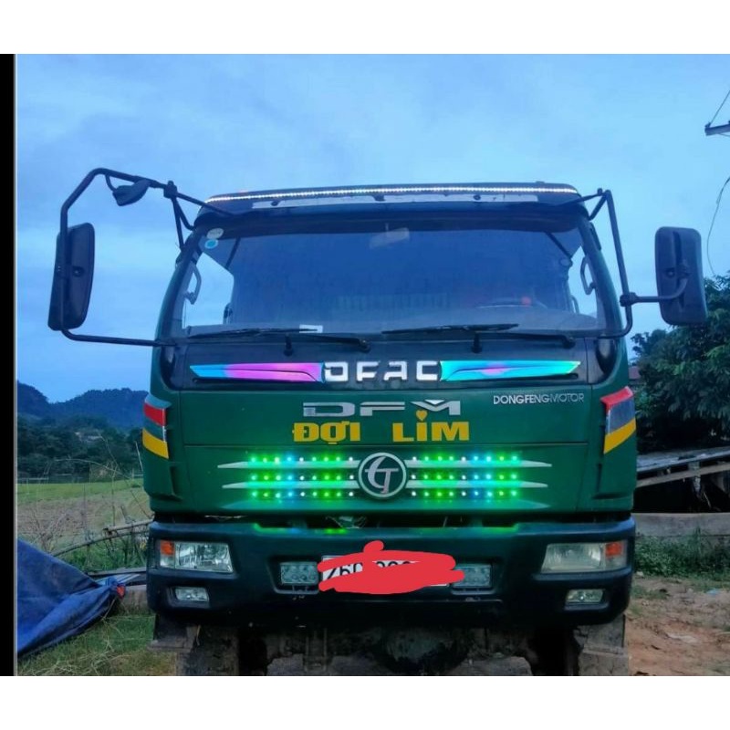 Nẹp cánh chim trang trí logo xe ô tô, xe tải