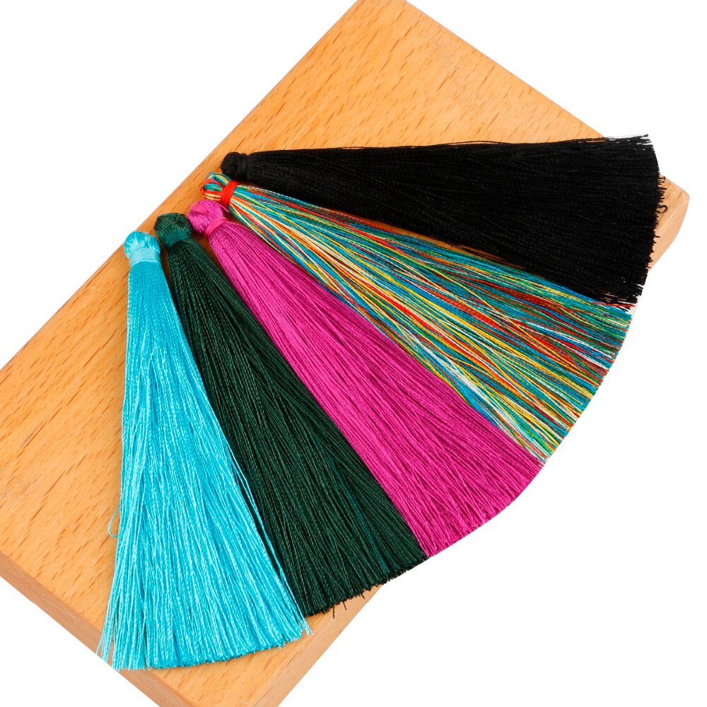 Charm dây tua rua dài 90mm bằng lụa chuyên dùng trang trí rèm cửa DIY