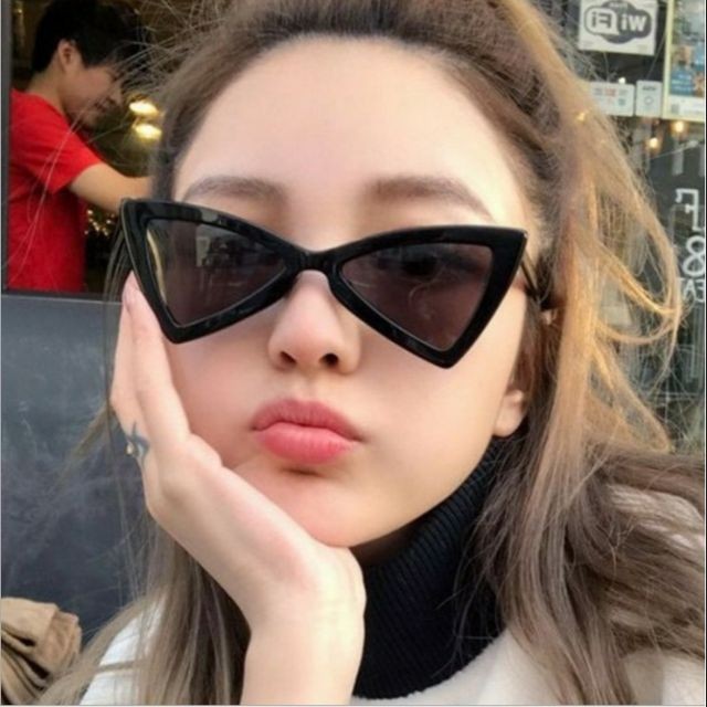 Kính mắt xếch tam giác - 357 STORE