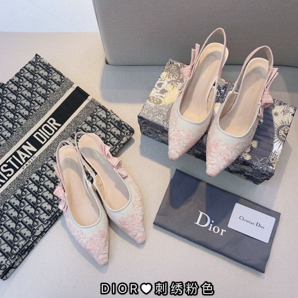 Giày cao gót mũi nhọn đính nơ thêu mới cho nữ 2021