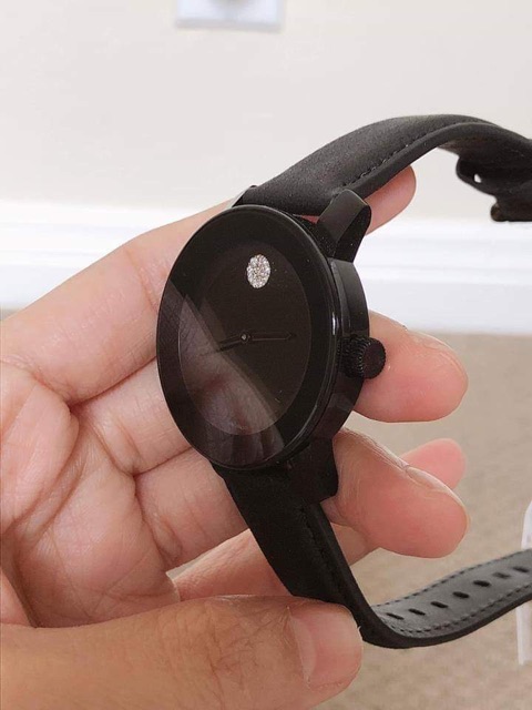 Đồng hồ nữ hiệu Movado