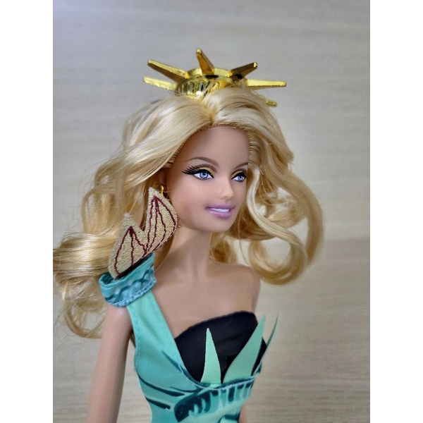 Búp bê statue of liberty barbie