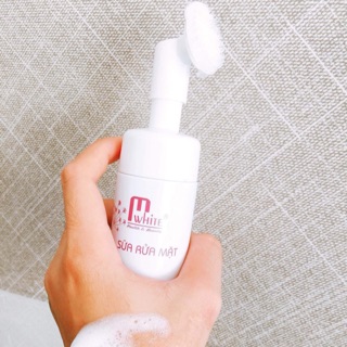 Sữa rửa mặt đầu bàn chải Mwhite
