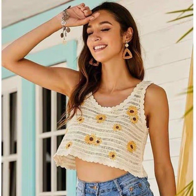 Áo sát nách hoa cúc cổ tròn🌼