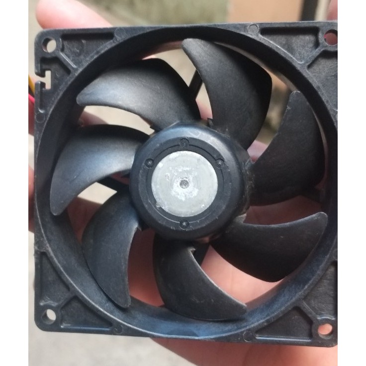 Fan quạt 9cm tản nhiệt máy tính hiệu DELTA, ADDA điện 12v, ampe 0.4-2.5A, hàng tháo máy Server