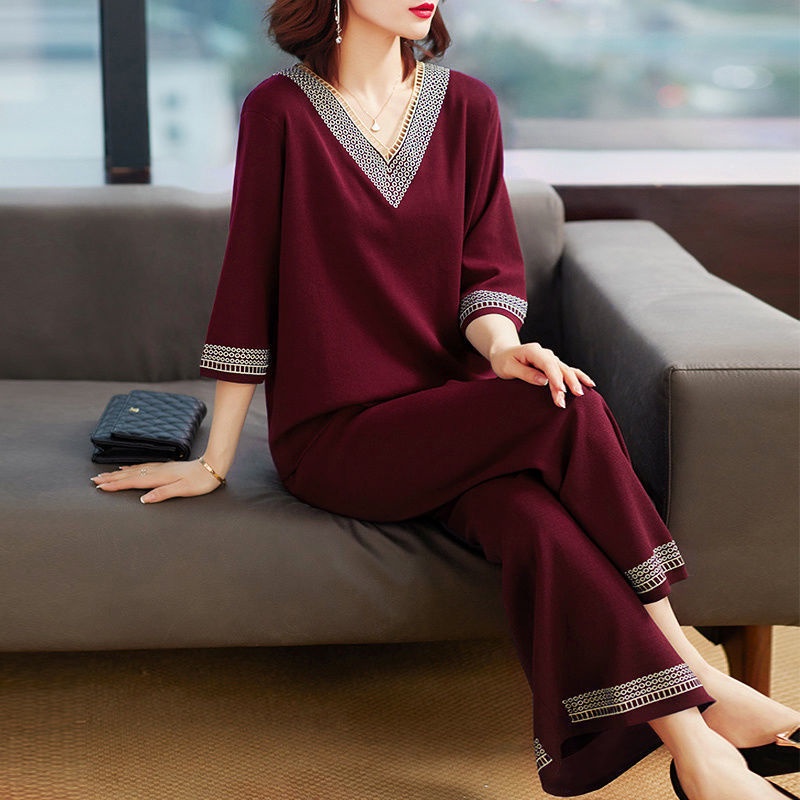 Bộ quần áo thời trang xuân thu phong cách Pháp xu hướng cổ điển cho nữ trung niên