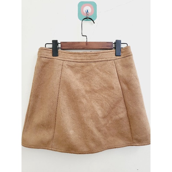 Chân váy da lộn topshop xuất xin size M