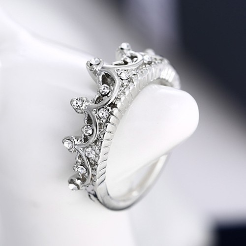 Nhẫn bạc đính đá hình vuơng miện dùng cho đám cuới