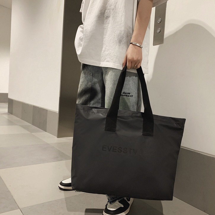 Túi xách đeo vai ESSENTIALS phong cách đường phố mới | BigBuy360 - bigbuy360.vn