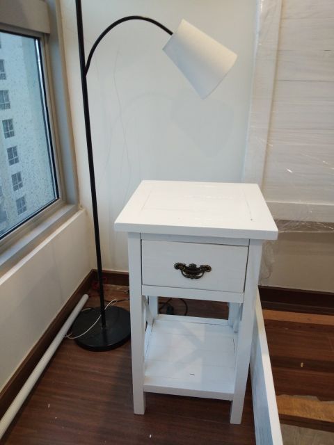 Tủ đầu giường gỗ thông nhập khẩu 45cmx40cmx60cm