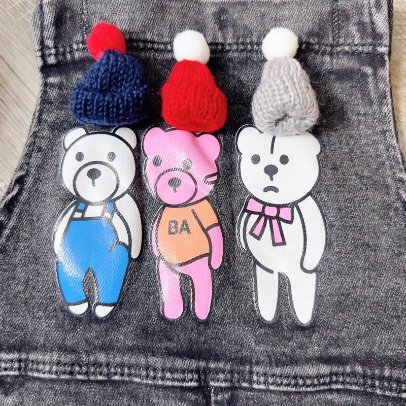 Yếm bò gấu đính mũ cho bé