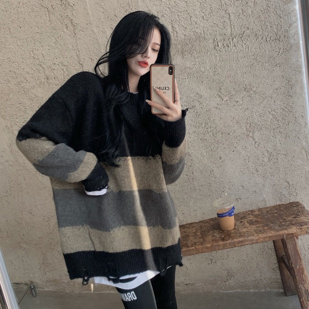 Áo sweater dáng rộng phong cách retro hợp thời trang