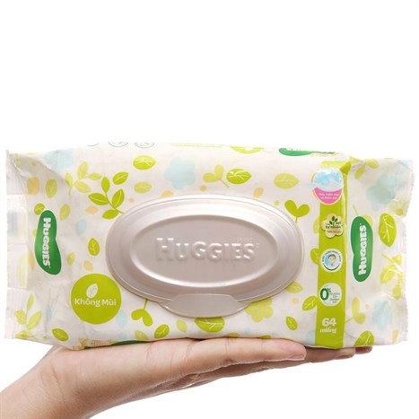 Khăn ướt em bé Gold Huggies Gold gói 64 miếng