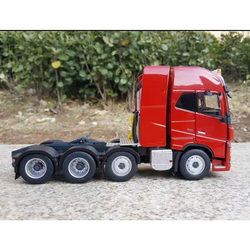 Xe Mô Hình đầu kéo siêu trường Volvo FH16 750 8×4 Kim loại 1:32