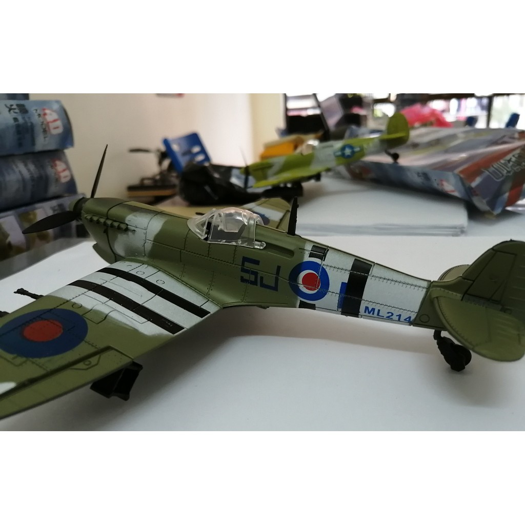 [Mã TOYDEC hoàn 20K xu đơn 50K] Bộ mô hình tự lắp ráp (DIY) - Máy bay Supermarine Spitfire SJ ML214 - Tỷ lệ 1:48