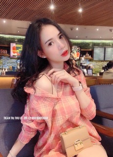 Sơ mi kẻ hot hit