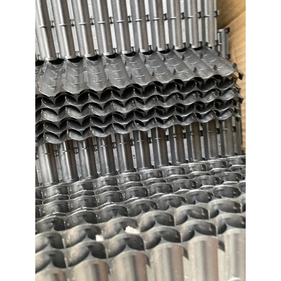 Khay xéo ngăn cell, giữ và cố định cell pin 18650. BN.