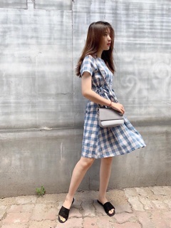 Đầm caro nơ eo .