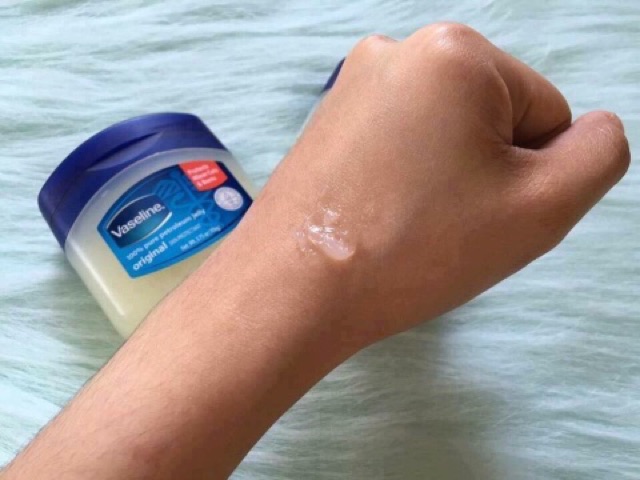 VASELINE HŨ ĐA CÔNG DỤNG