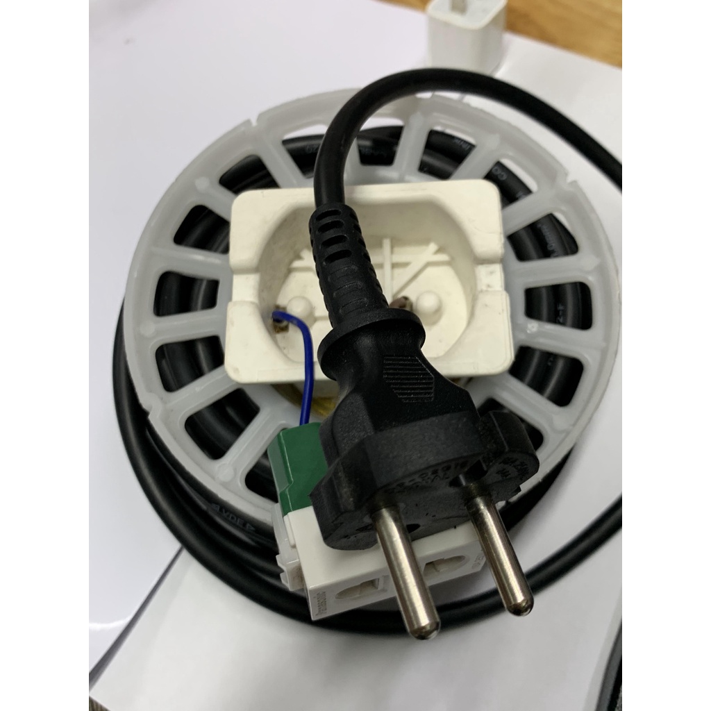 Dây nguồn nối dài 6m, chân cắm 2 chấu, hàng zin theo máy hút bụi có dây thiều quấn lại