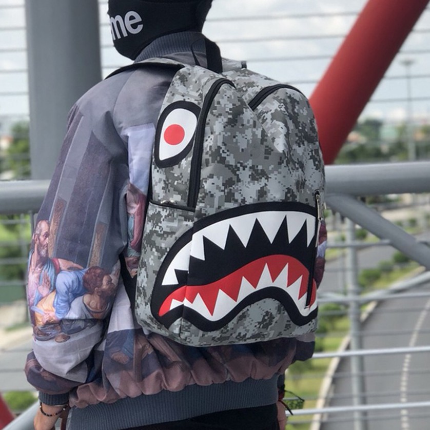 Balo bape răng cá mập