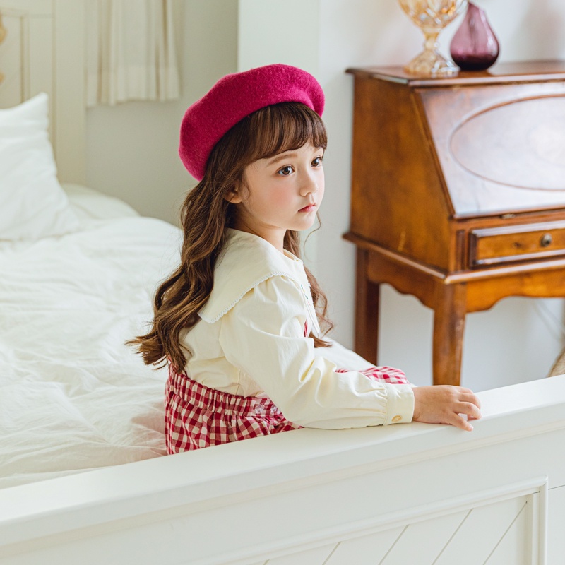 Áo sơ mi Bebezoo thêu hoa màu kem cho bé BEB3BL104