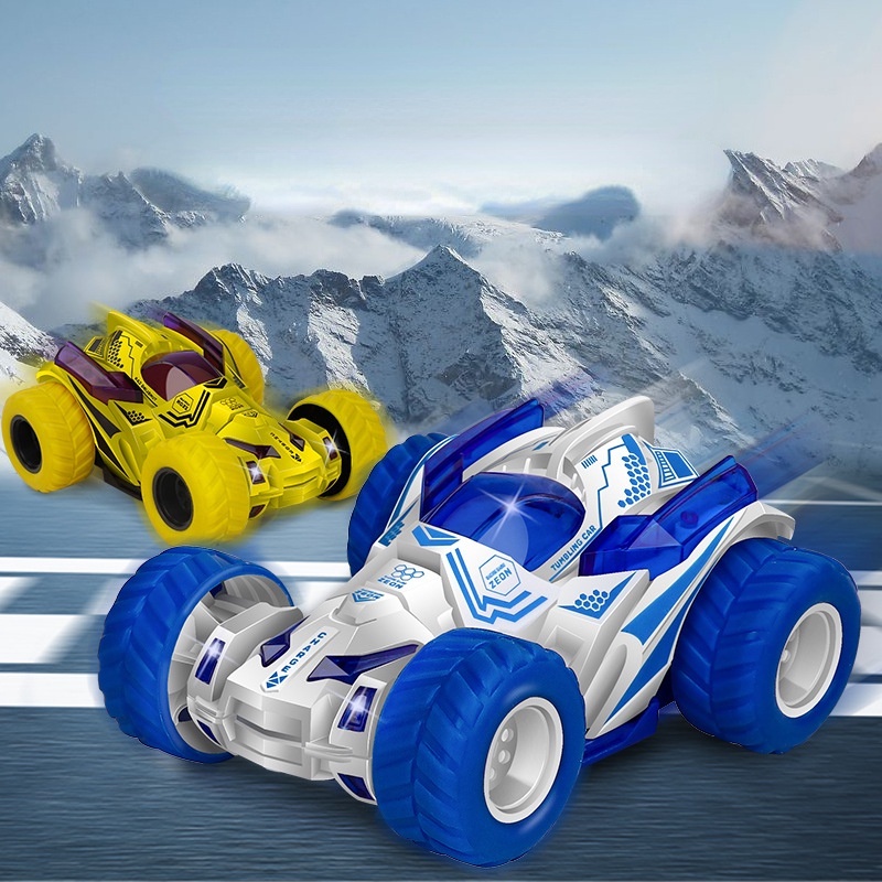 Mô hình xe hơi biến hình đồ chơi có thể xoay được vui nhộn