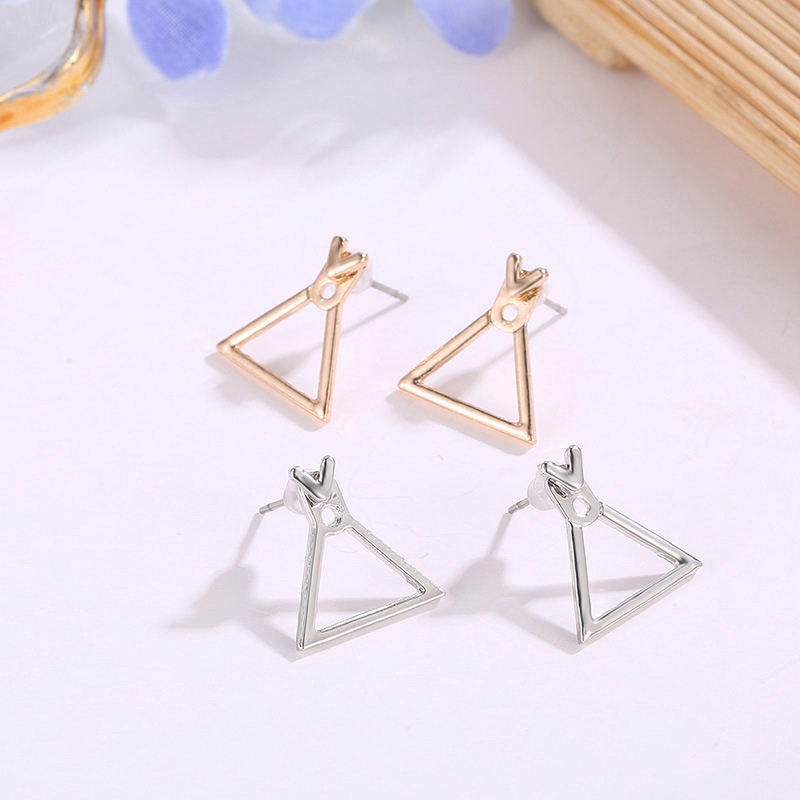 Khuyên Tai Nữ Trang Dáng Dài Tạo Hình Độc Đáo
