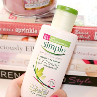 Kem Dưỡng Ẩm - Dưỡng MAKEUP SIMPLE HYDRATING LIGHT MOISTURE
