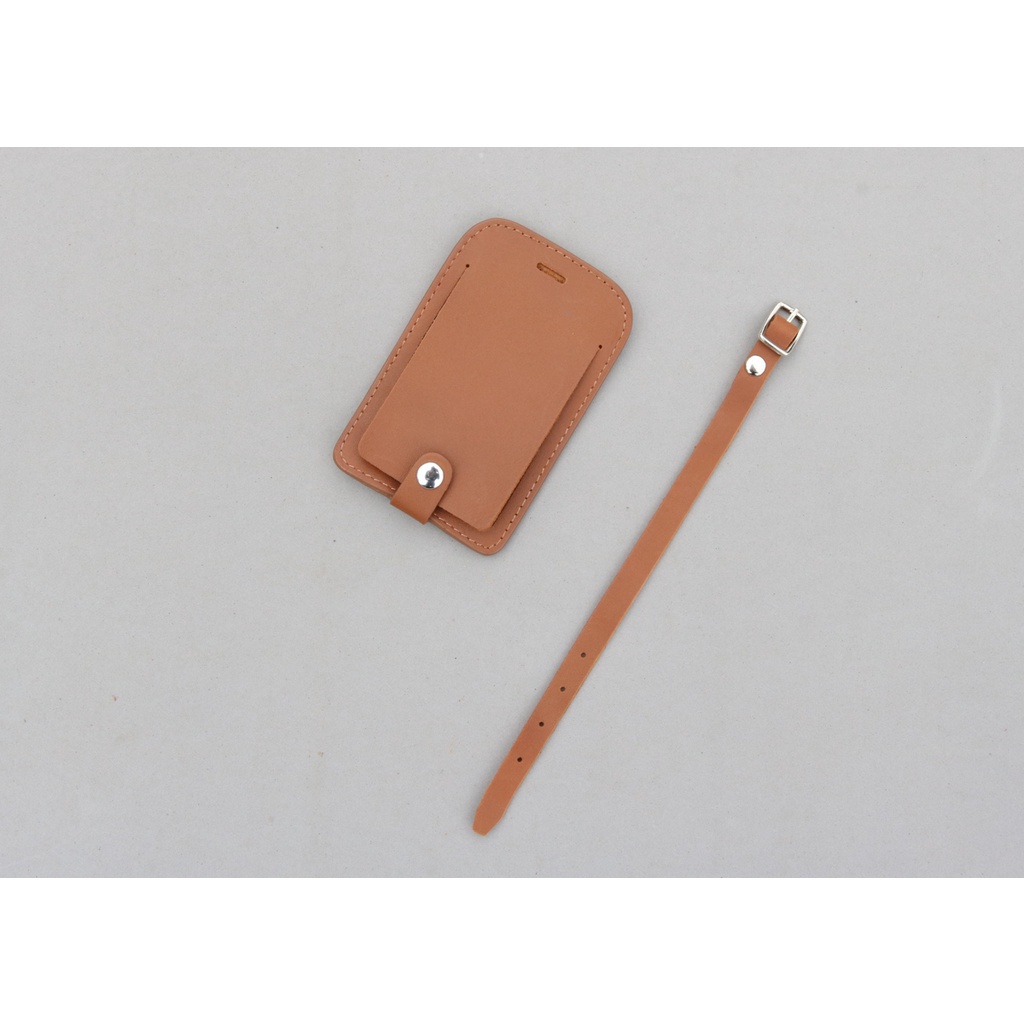 Thẻ Treo Hành Lí/ Luggage Tag Da Bò Có Dây Gài Có Nút Bóp Thương Hiệu GIPSY