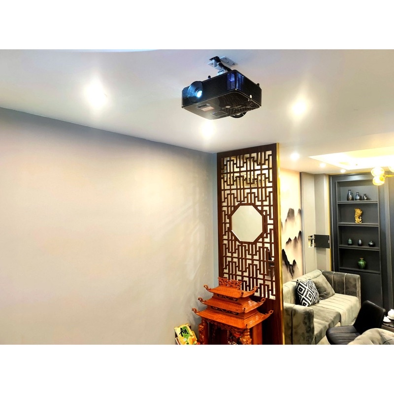 Giá treo máy chiếu hàng nhập khẩu.