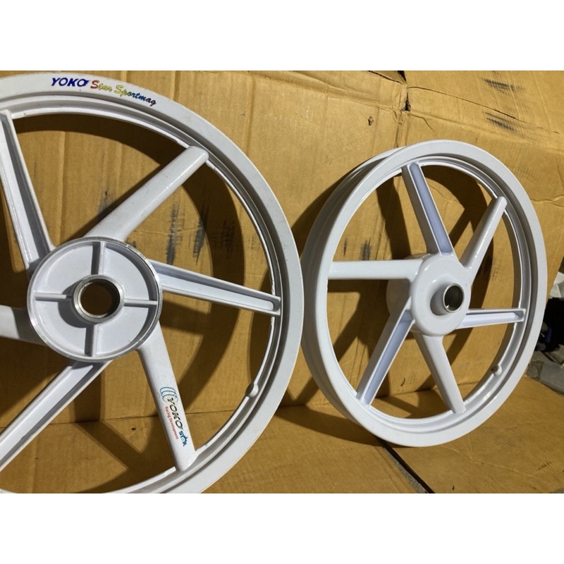 Mâm yoko 6 cây new tồn surius